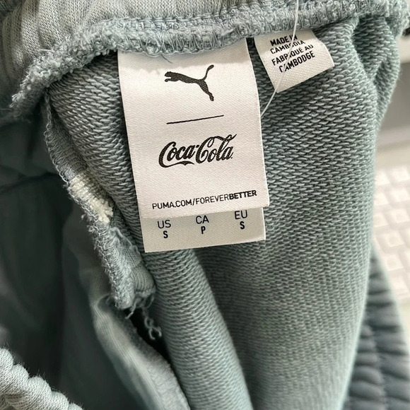 Coca-Cola X Puma Women's Slate  Shorts size Small - Picture 6 of 12